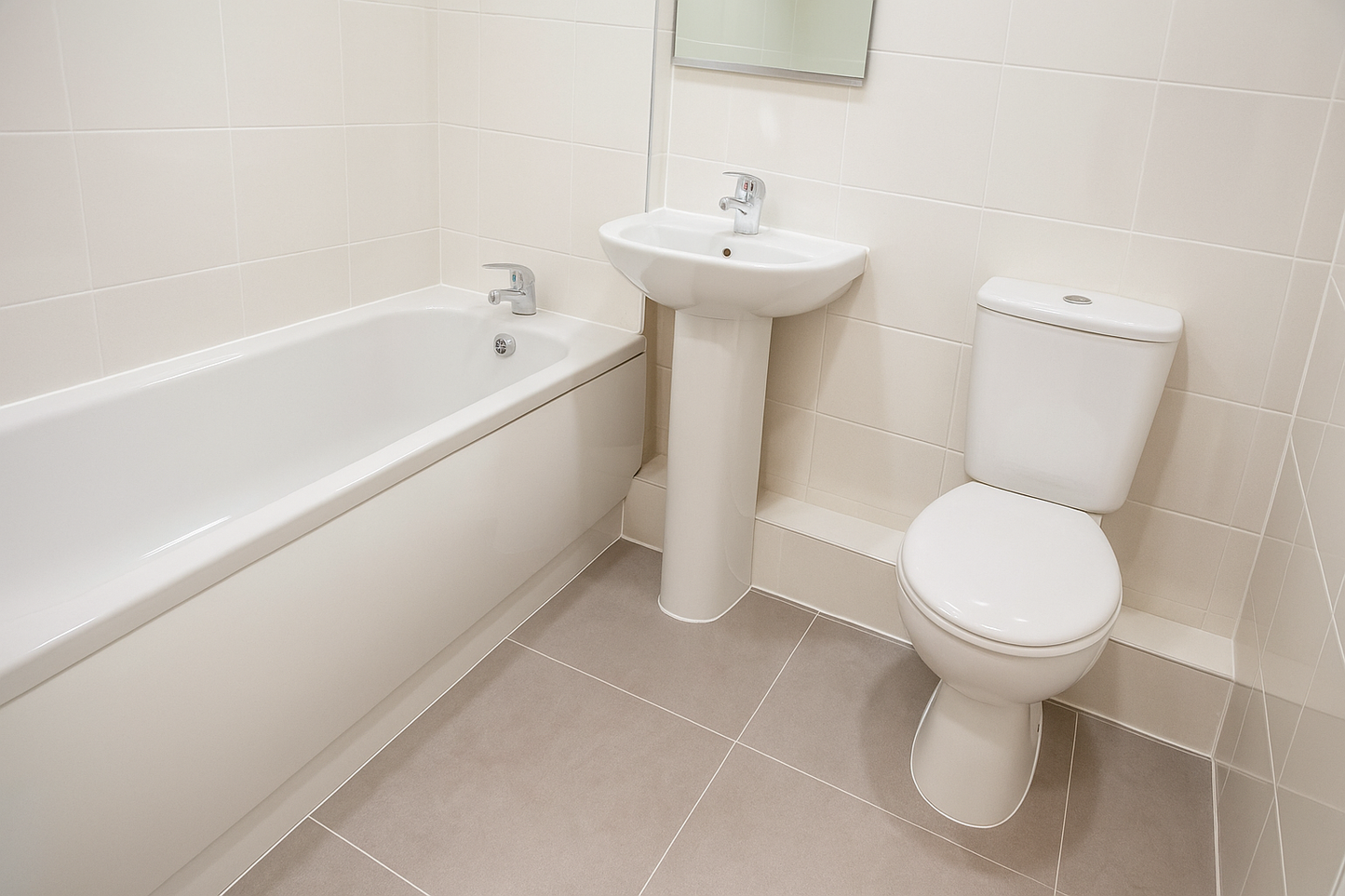 Bathroom Suite Single Ended 1700/1600/1500/1200 Bath Toilet Sink and Taps