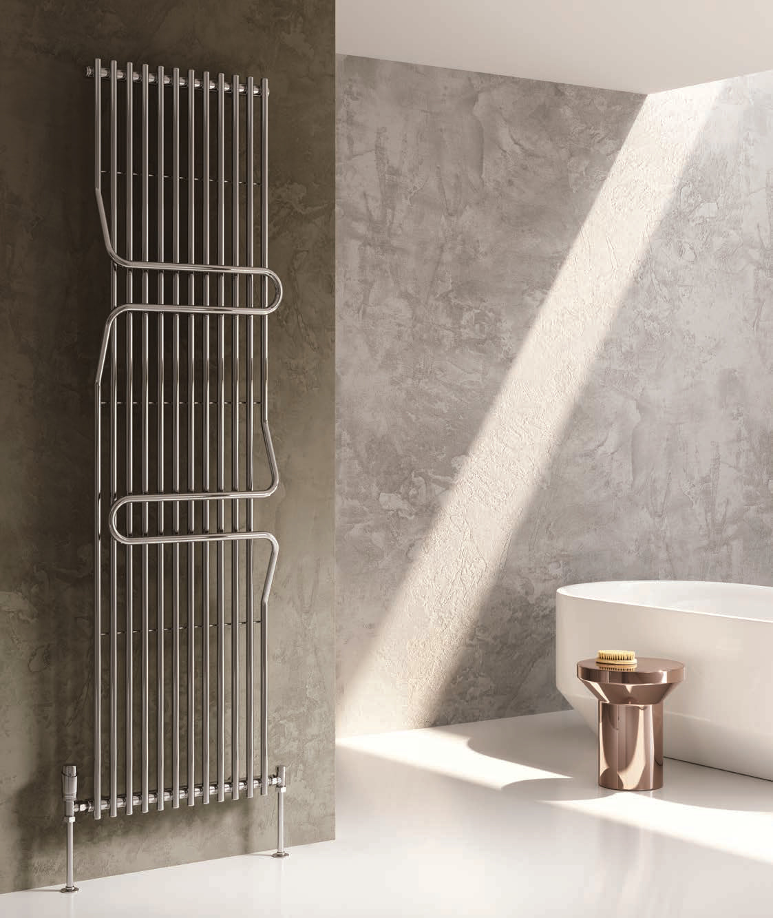Reina Aletta in Chrome — supplier brochure page 37