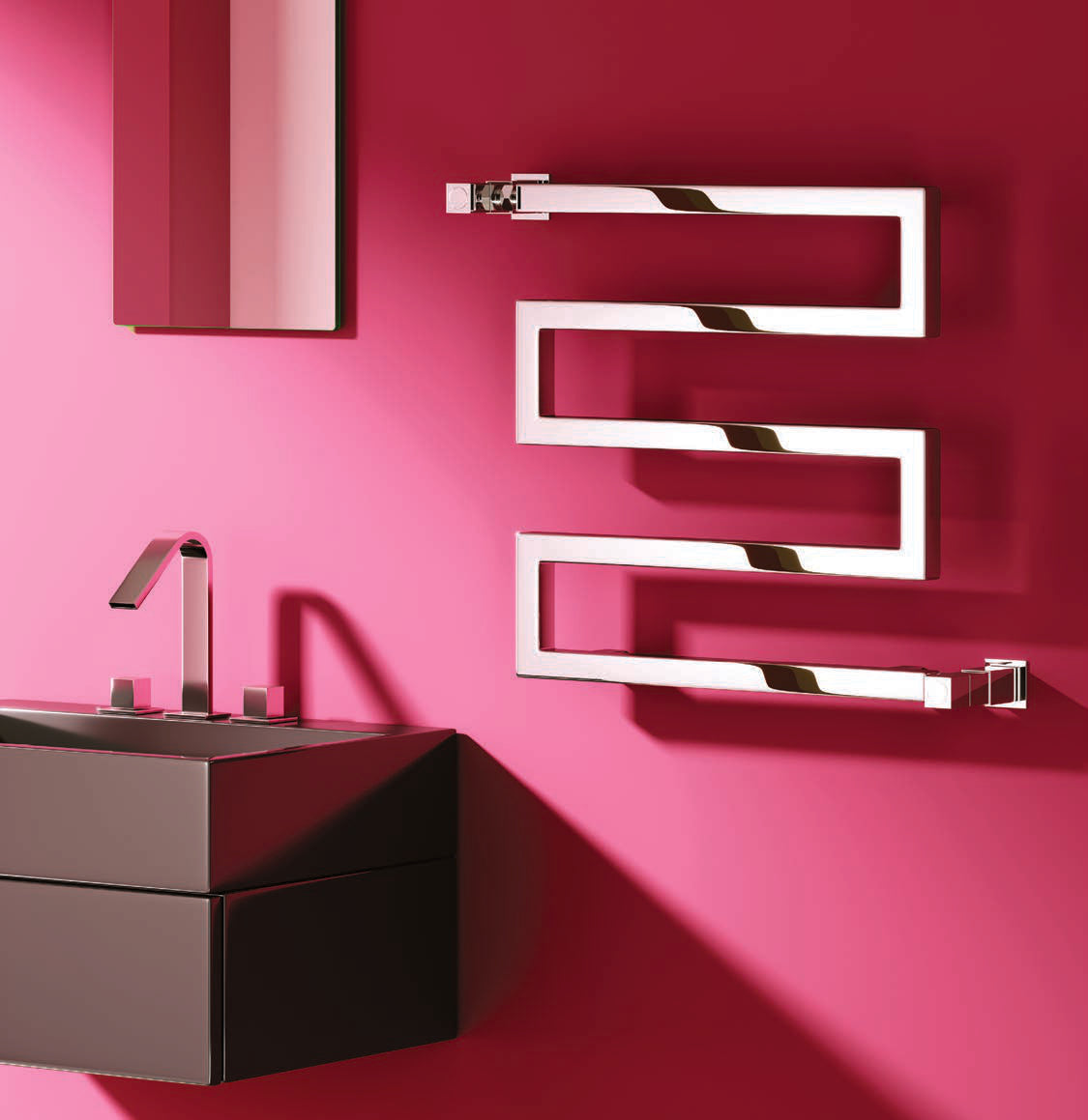 Reina Serpe — Reina brochure page 72; Chrome; pictured size 510 x 500 mm
